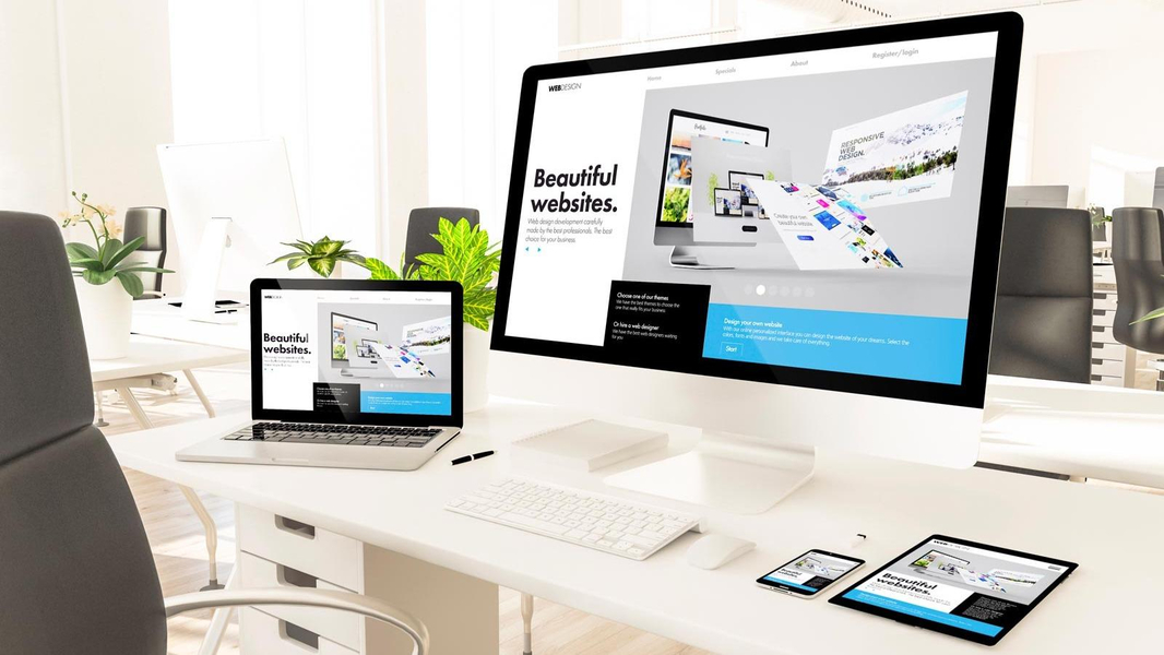 Cover photo of brandDesigner.ca
